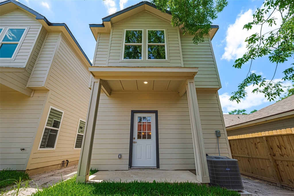 2414 Sam Wilson 001 Street - Photo 27