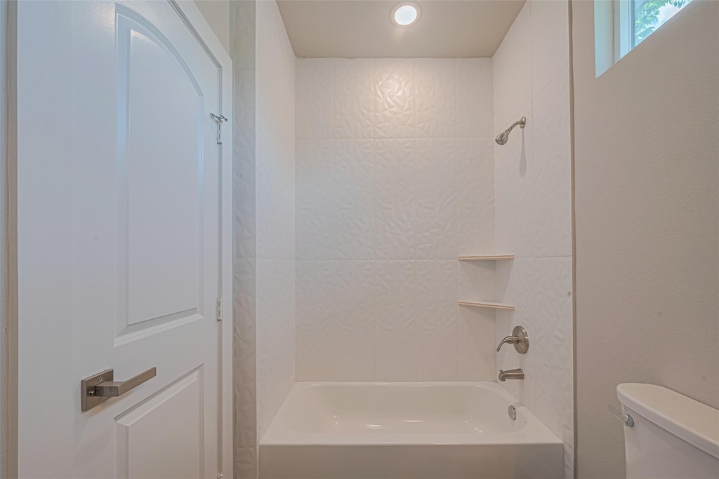 2414 Sam Wilson 001 Street - Photo 21