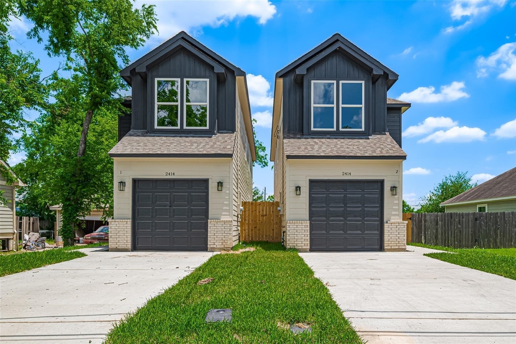 2414 Sam Wilson 001 Street - Photo 0