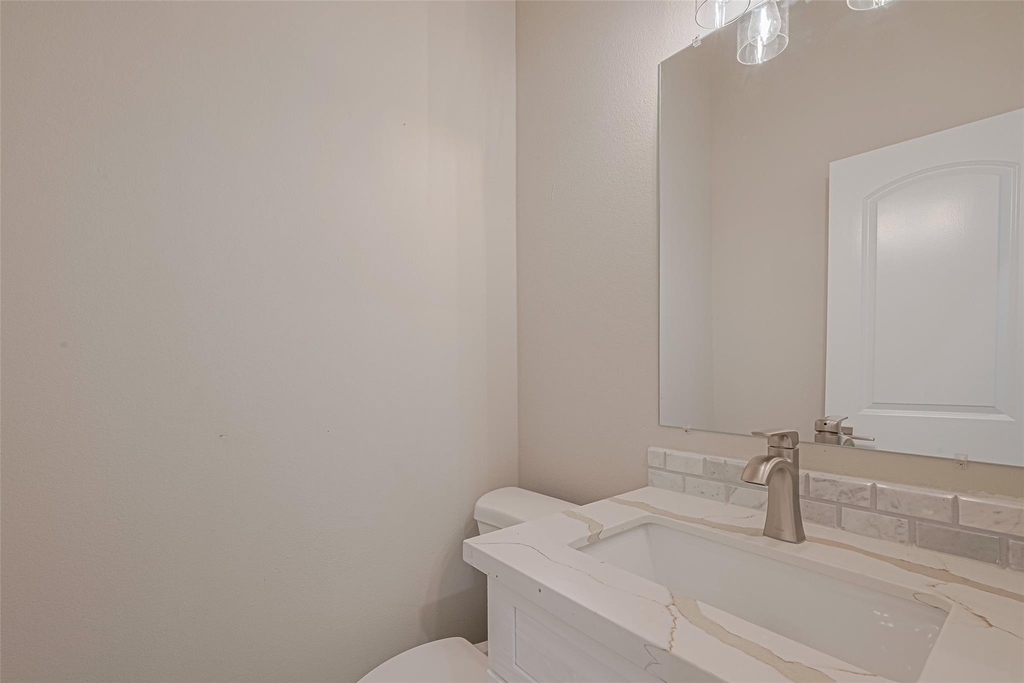 2414 Sam Wilson 001 Street - Photo 3