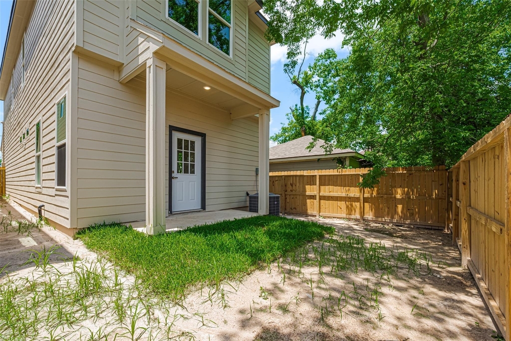 2414 Sam Wilson 001 Street - Photo 26
