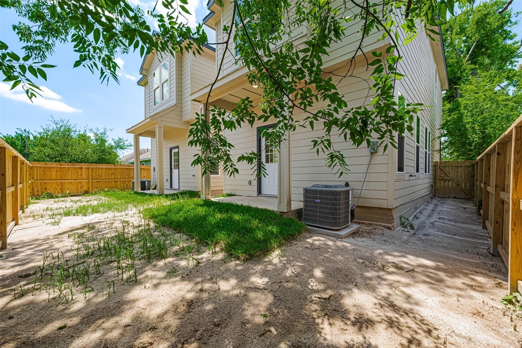 2414 Sam Wilson 001 Street - Photo 25