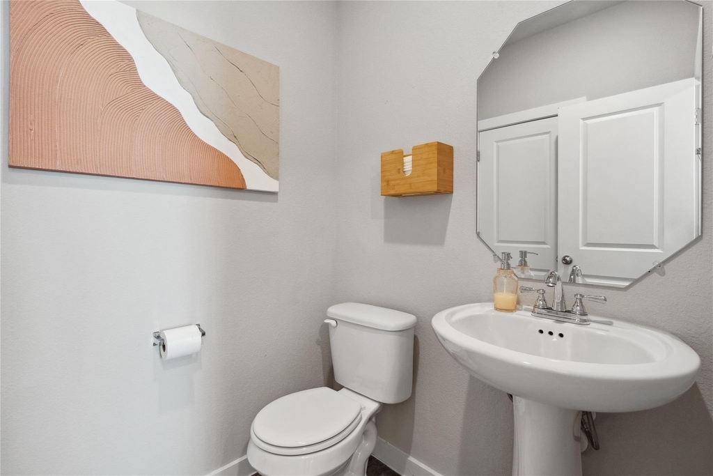 520-1102b Powell Drive - Photo 18
