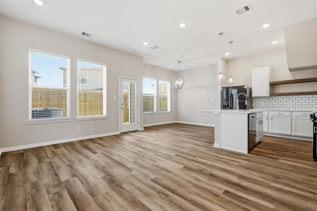 9906 Clark Canyon Lane - Photo 41