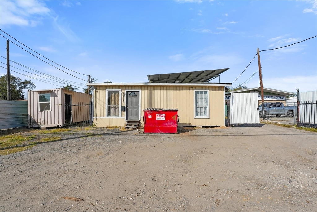 2125 Aldine Bender Road - Photo 3
