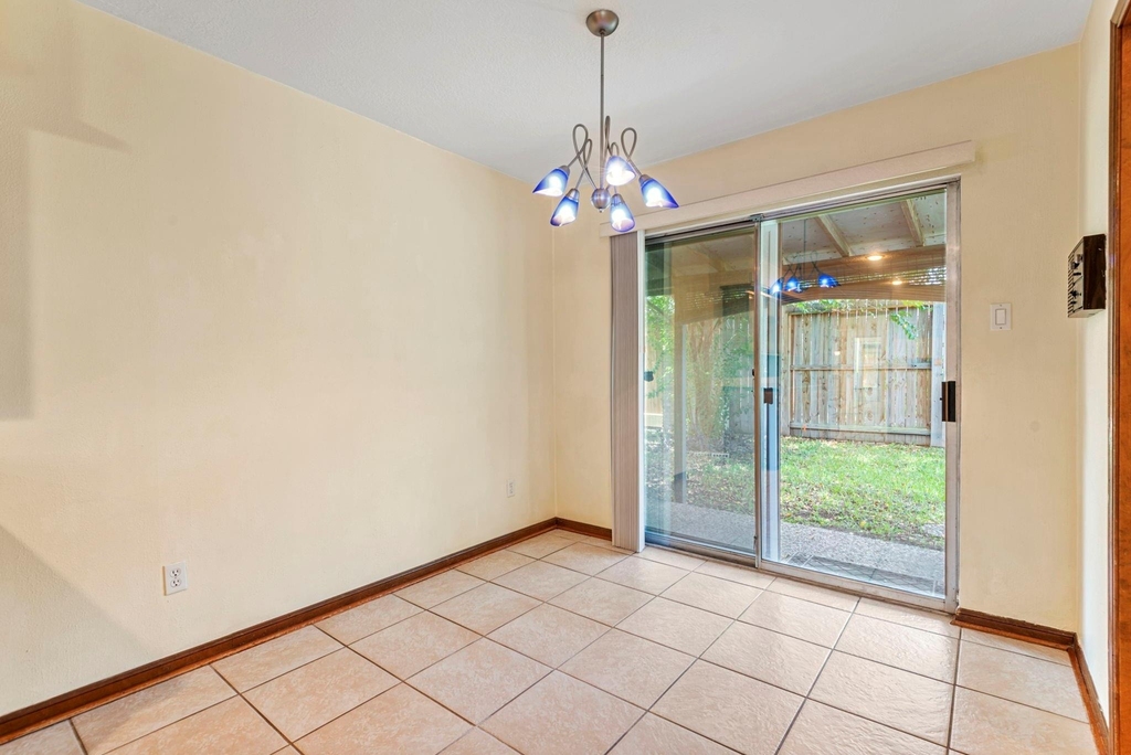 3218 Freshmeadows Drive - Photo 6
