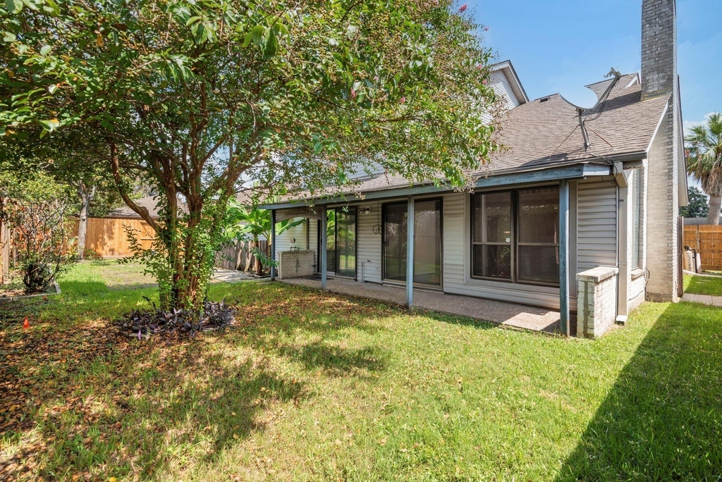 3218 Freshmeadows Drive - Photo 13
