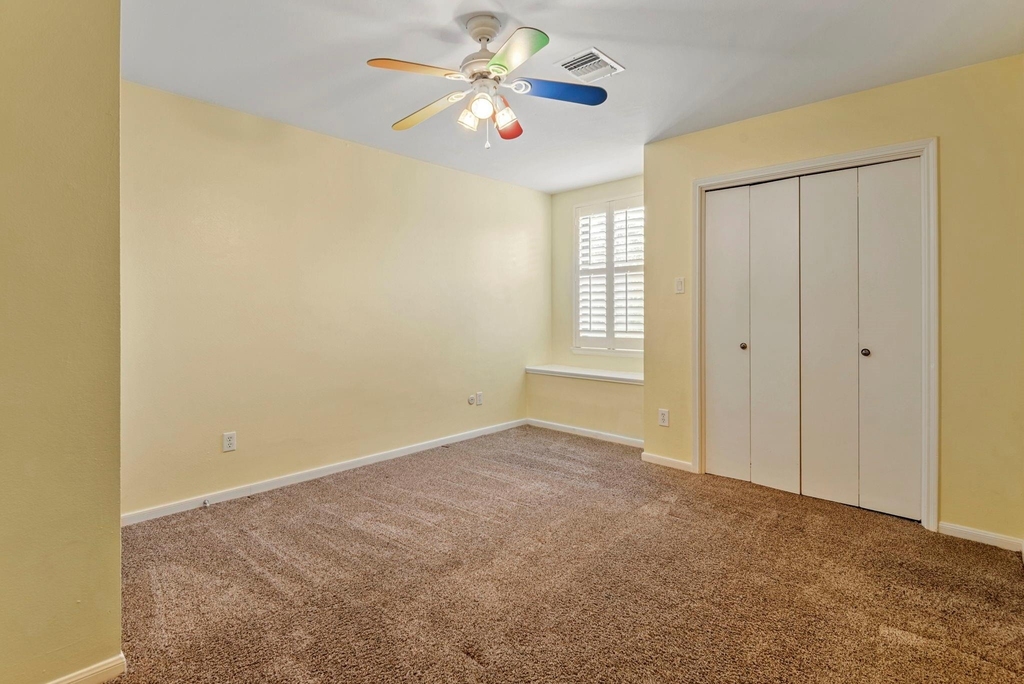 3218 Freshmeadows Drive - Photo 12