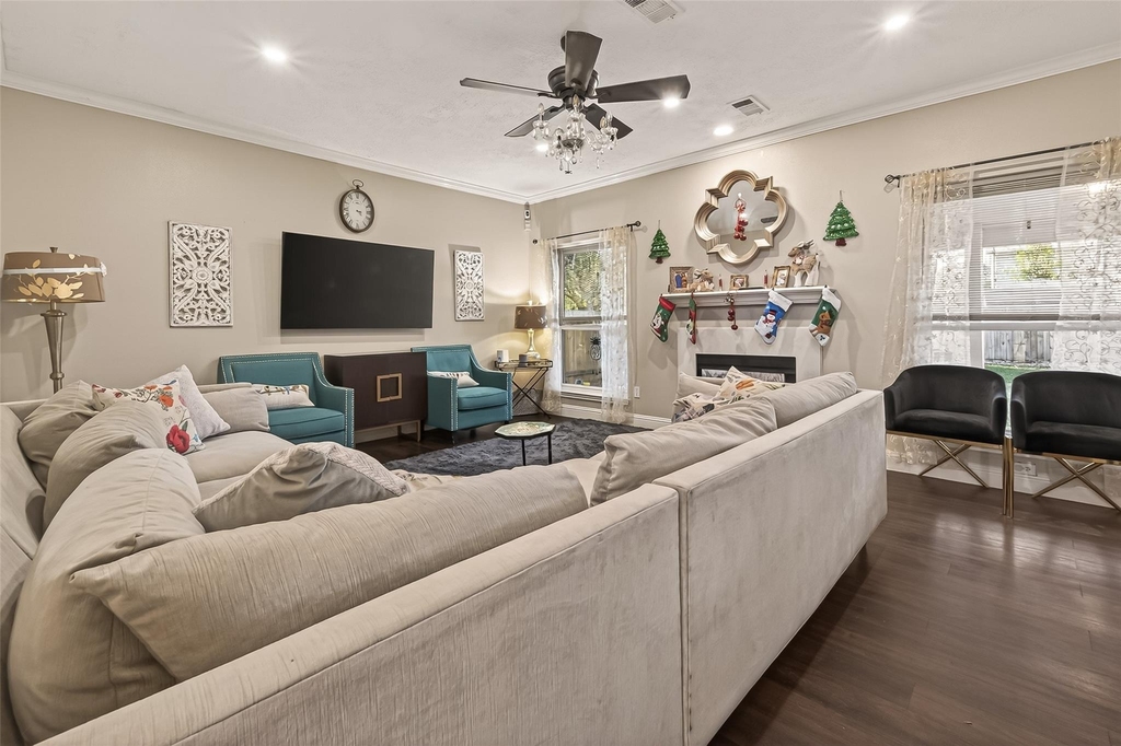 3611 Stacy Park Circle - Photo 9