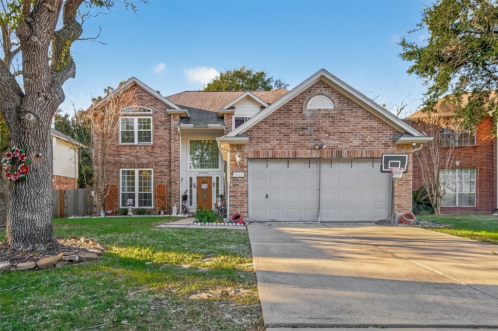3611 Stacy Park Circle - Photo 0