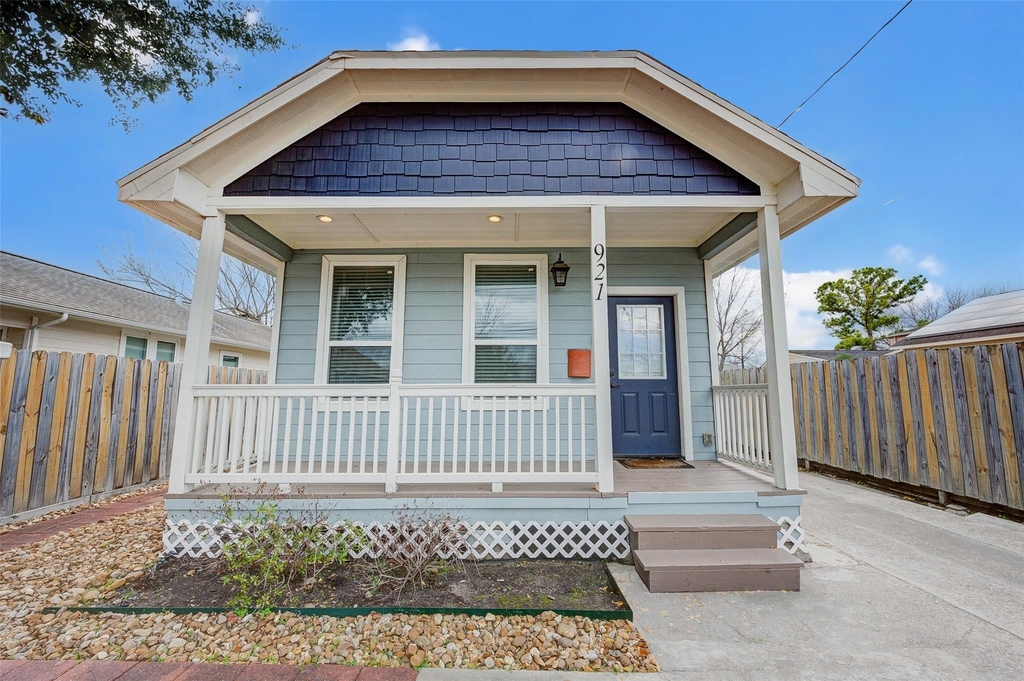 921 Kern Street - Photo 1