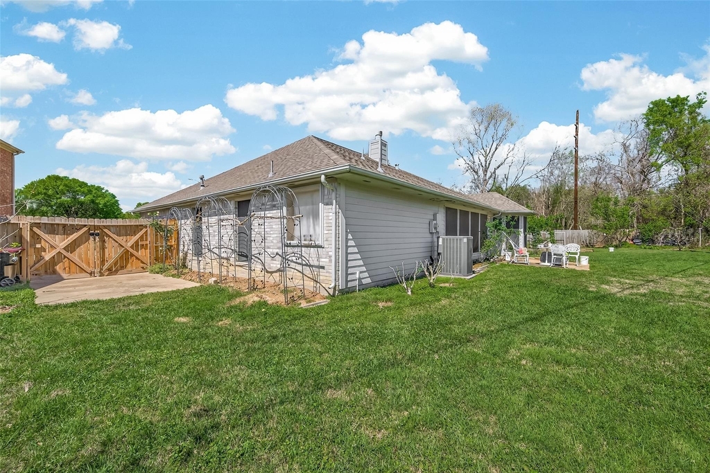 8203 Paddington Place Drive - Photo 25