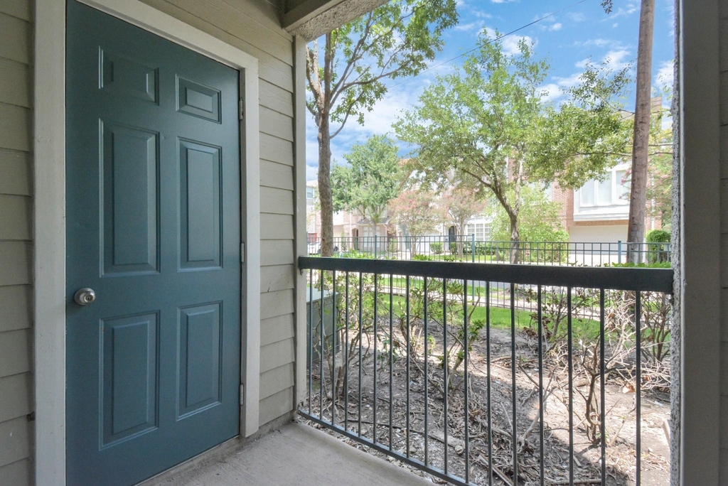 2222 Maroneal Street - Photo 10