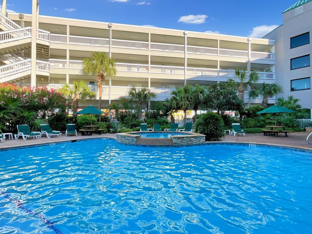 6102 Seawall Boulevard - Photo 0