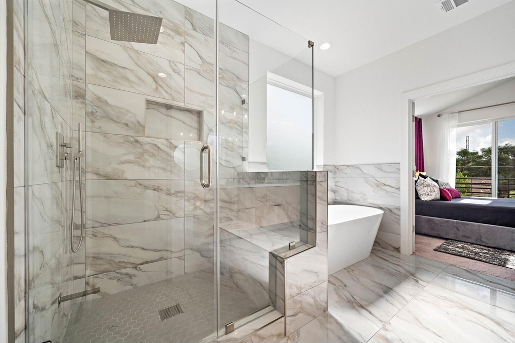 207 E 38th Street - Photo 11