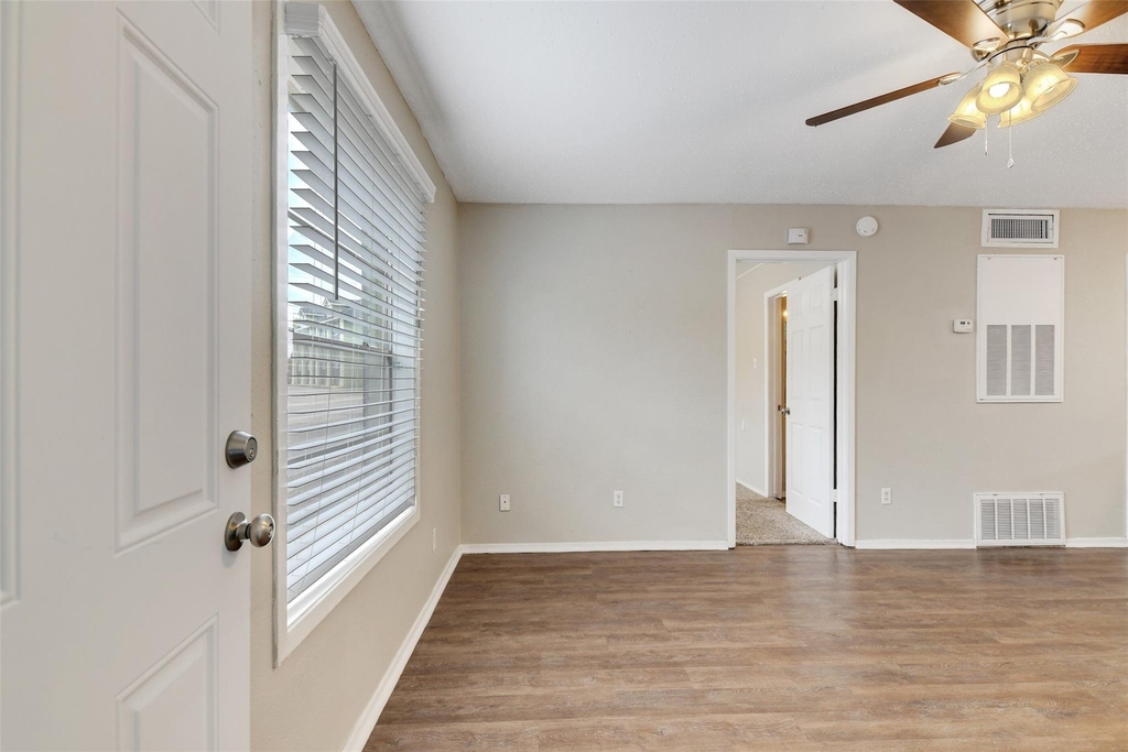 1512 Broadmoor Drive - Photo 1