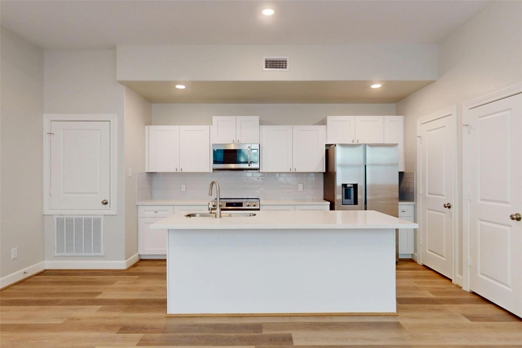 504 Nursery Rd - Photo 9