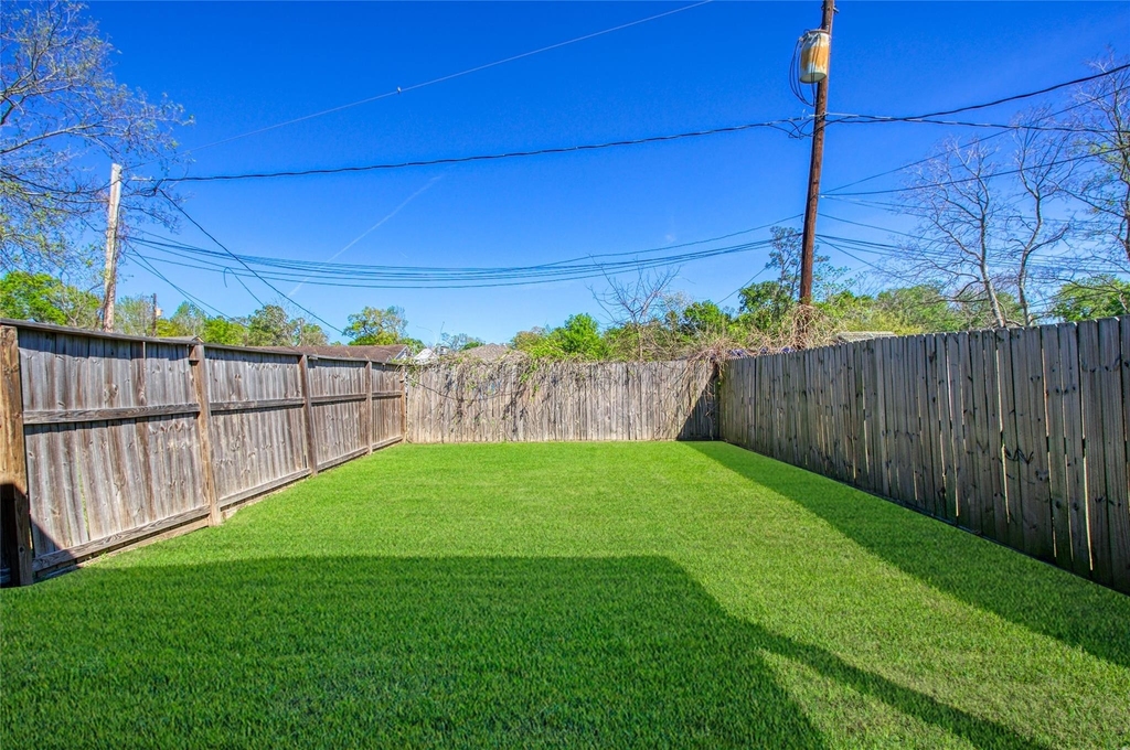 9306 Bean Street - Photo 3
