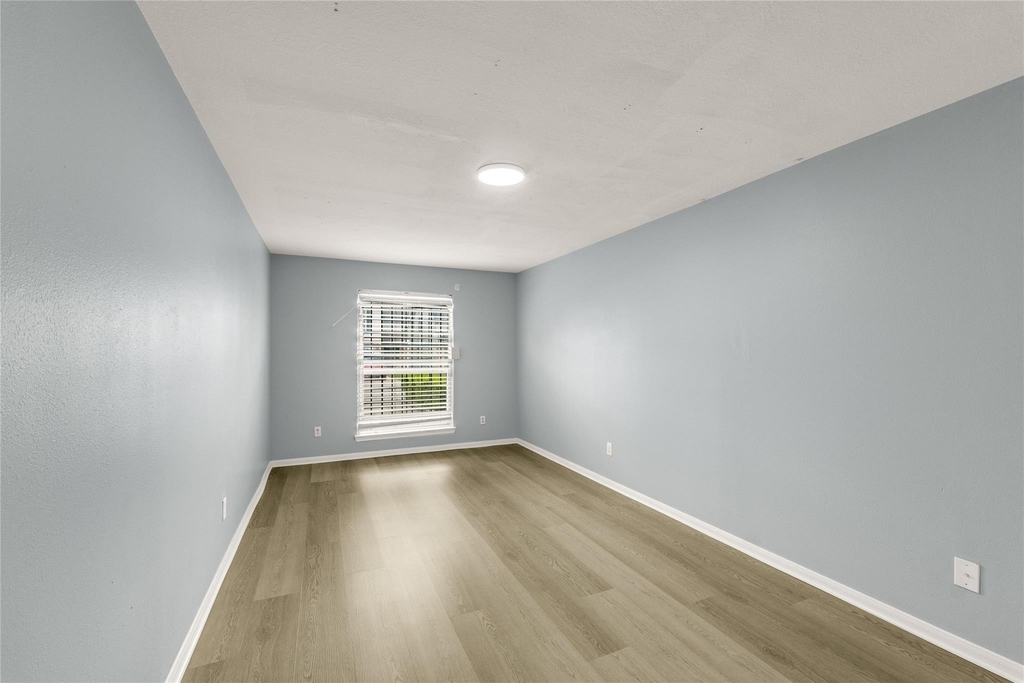 4640 Knoxville Street - Photo 6
