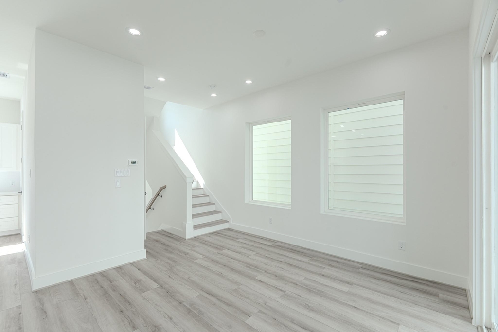 7735 Hammerly Blvd - Photo 23
