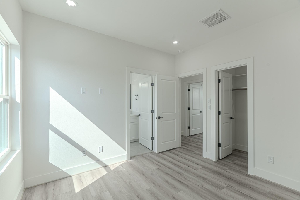 7735 Hammerly Blvd - Photo 44