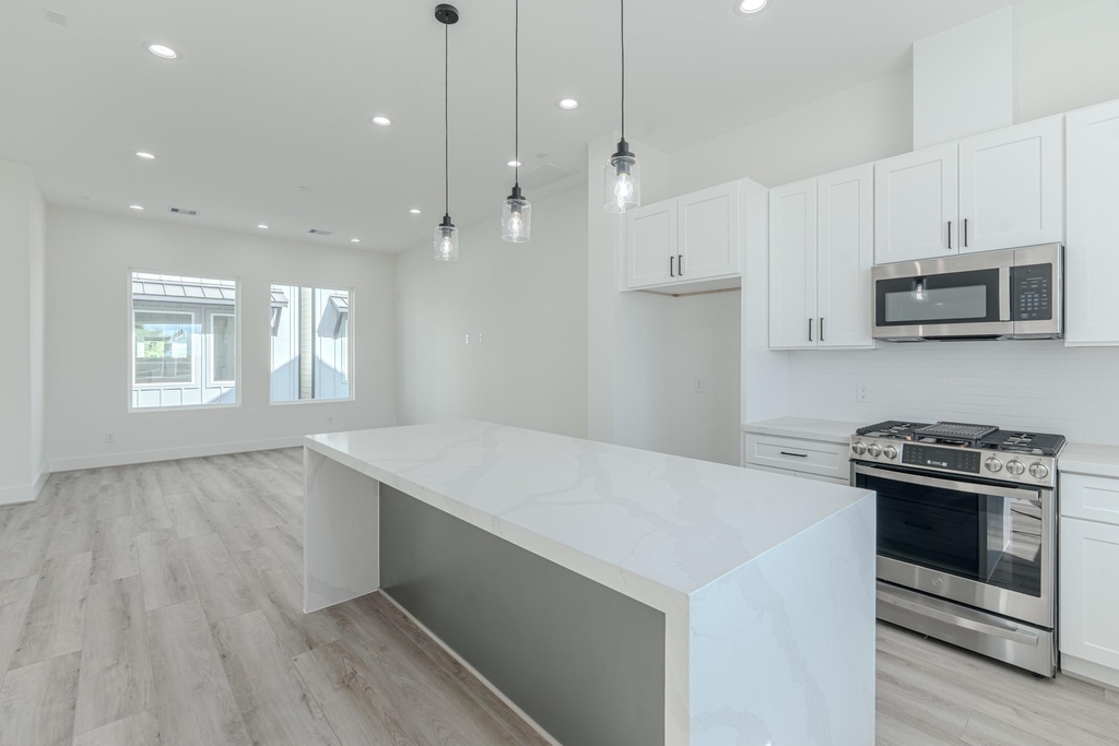 7735 Hammerly Blvd - Photo 26