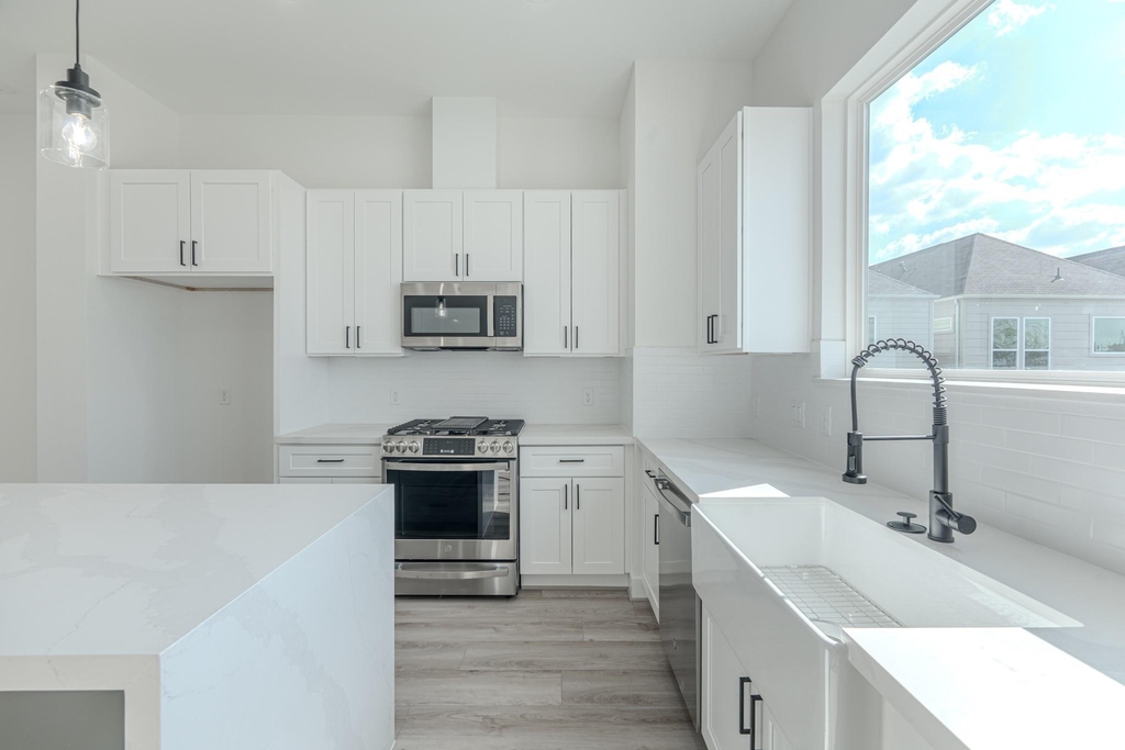 7735 Hammerly Blvd - Photo 27