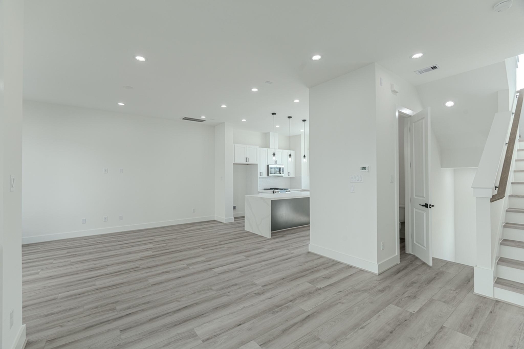 7735 Hammerly Blvd - Photo 22