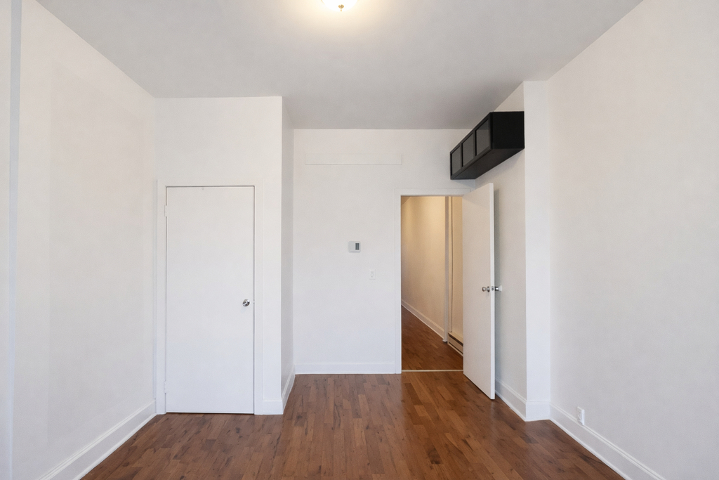 297 Troutman Street - Photo 5