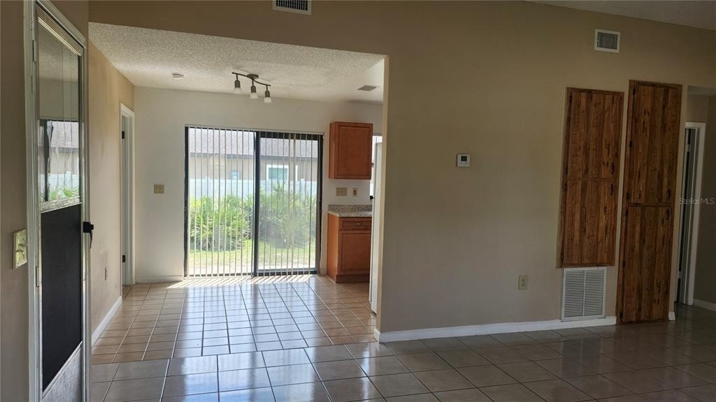1732 Mitten Terrace - Photo 3