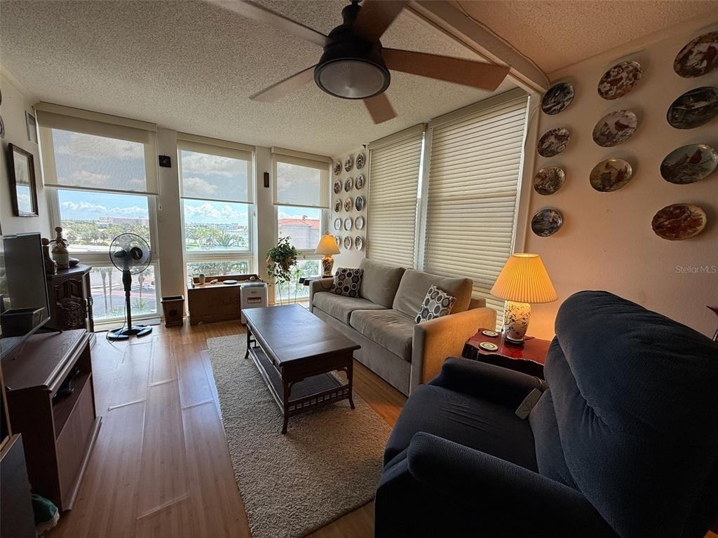 7400 Sun Island Drive S - Photo 5