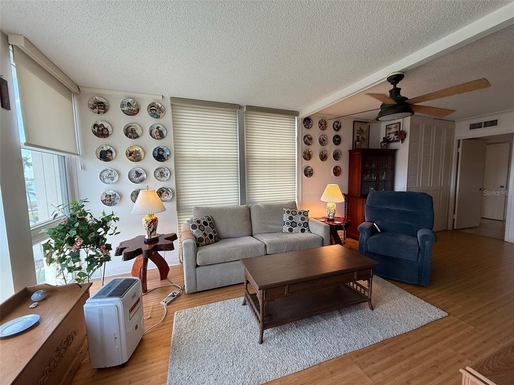 7400 Sun Island Drive S - Photo 3