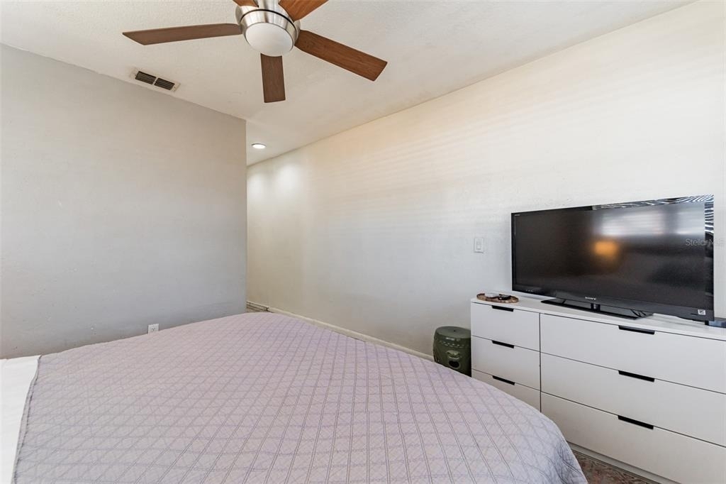 418 Lebeau Street - Photo 18