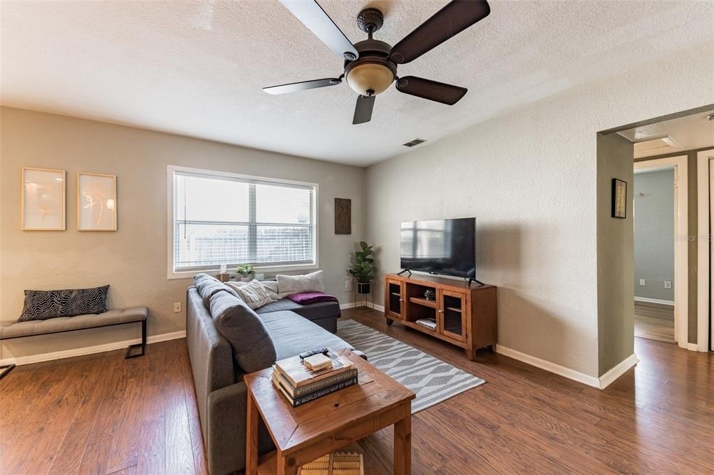 418 Lebeau Street - Photo 10