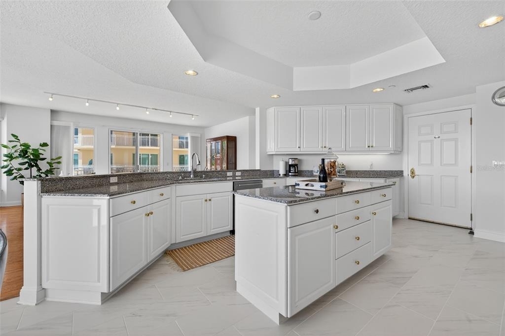 555 5th Avenue Ne - Photo 12