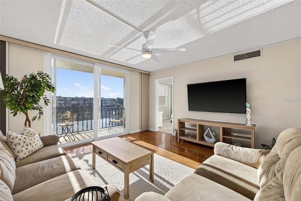 7625 Sun Island Drive S - Photo 12