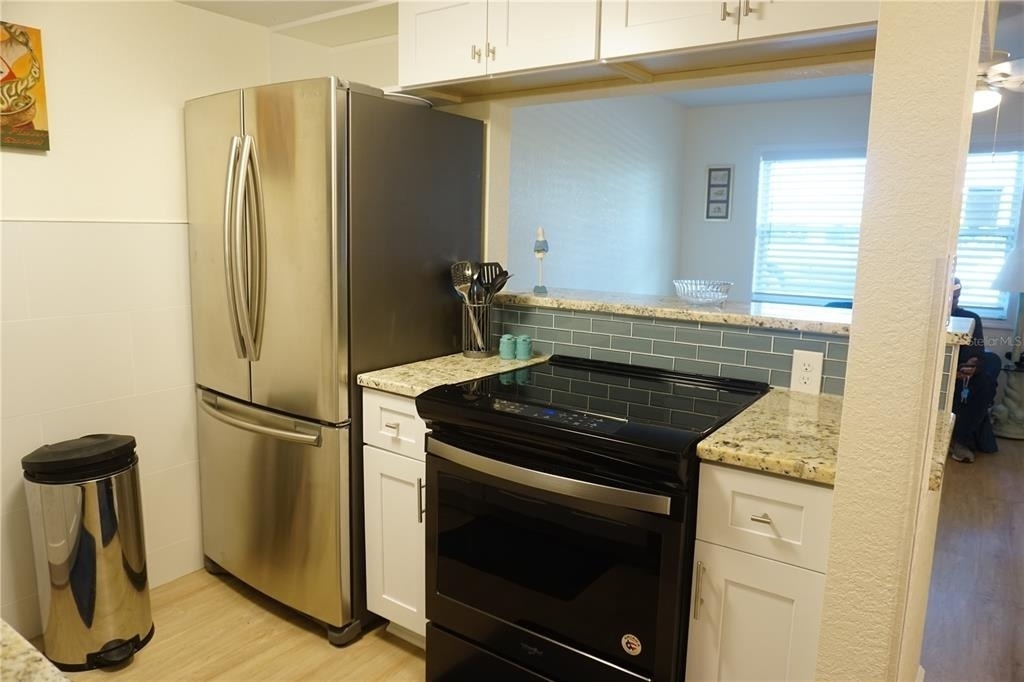 9715 Harrell Avenue - Photo 14