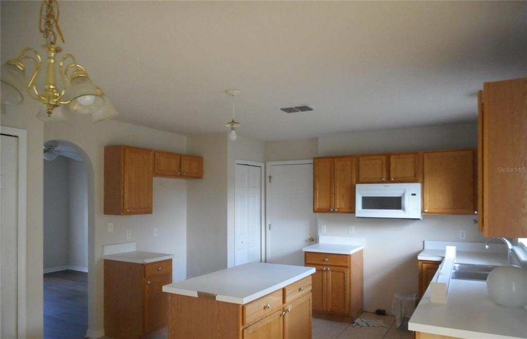950 Derbyshire Drive - Photo 6