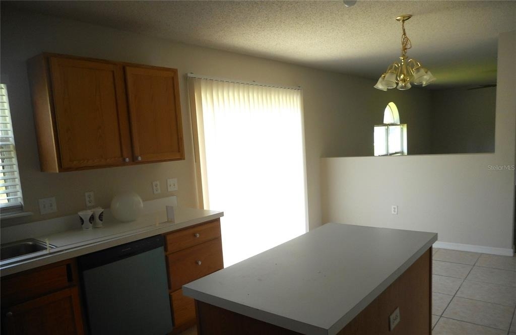 950 Derbyshire Drive - Photo 10
