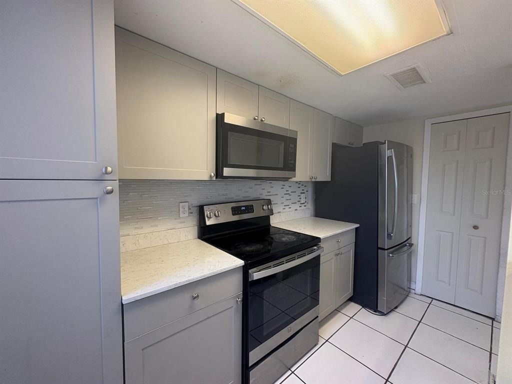4033 Henley Road - Photo 16