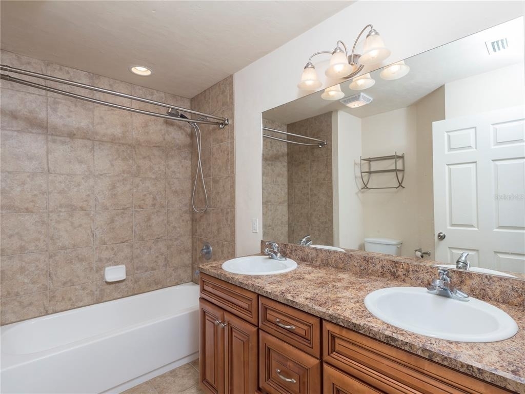 10727 Nw 65th Way - Photo 10
