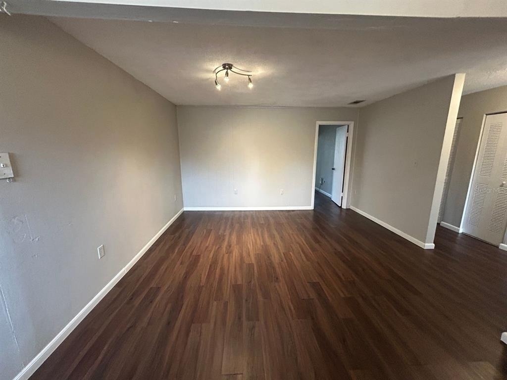 2811 Sw Archer Road - Photo 5