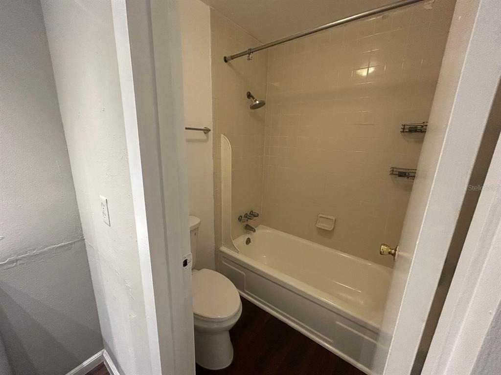 2811 Sw Archer Road - Photo 9
