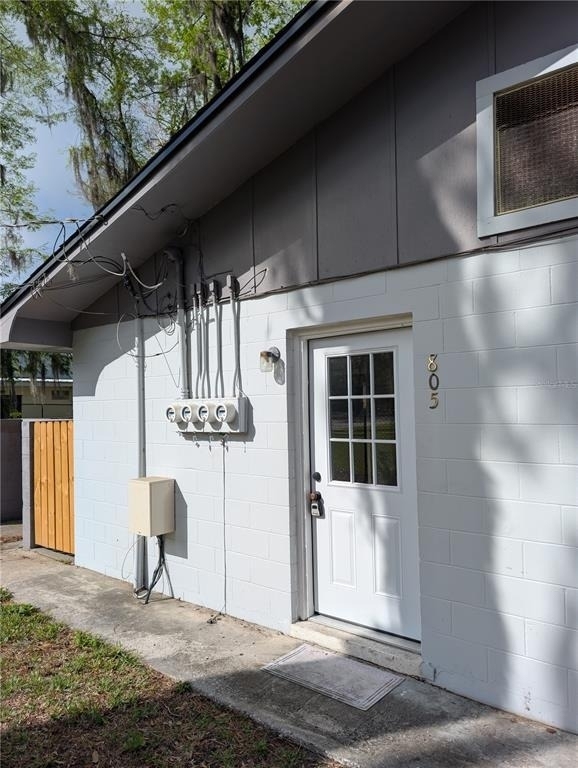 805 Nw 40th Avenue - Photo 0
