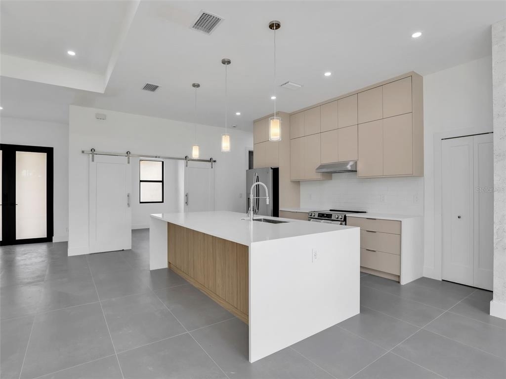 12004 Newgate Avenue - Photo 10