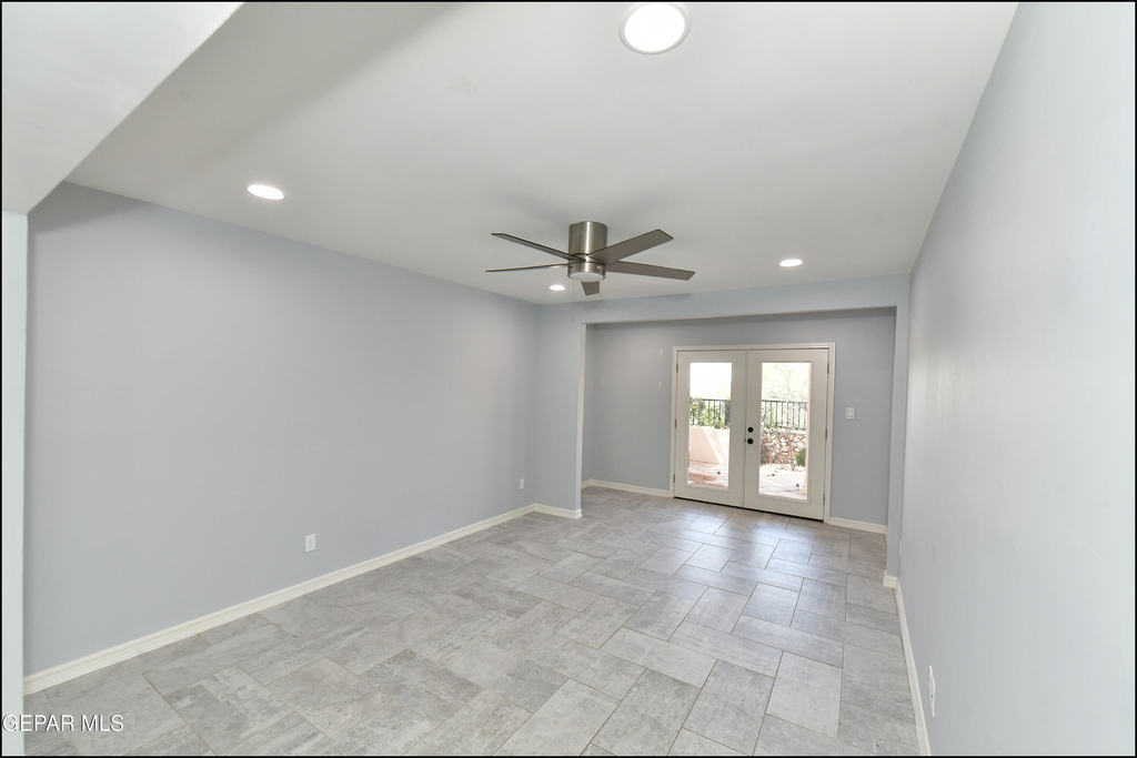 5852 Mira Serena Drive - Photo 31