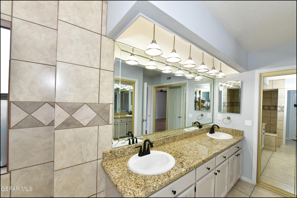 5852 Mira Serena Drive - Photo 28