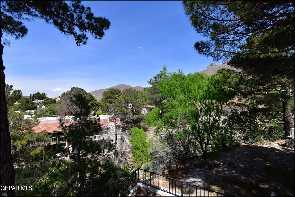 5852 Mira Serena Drive - Photo 45