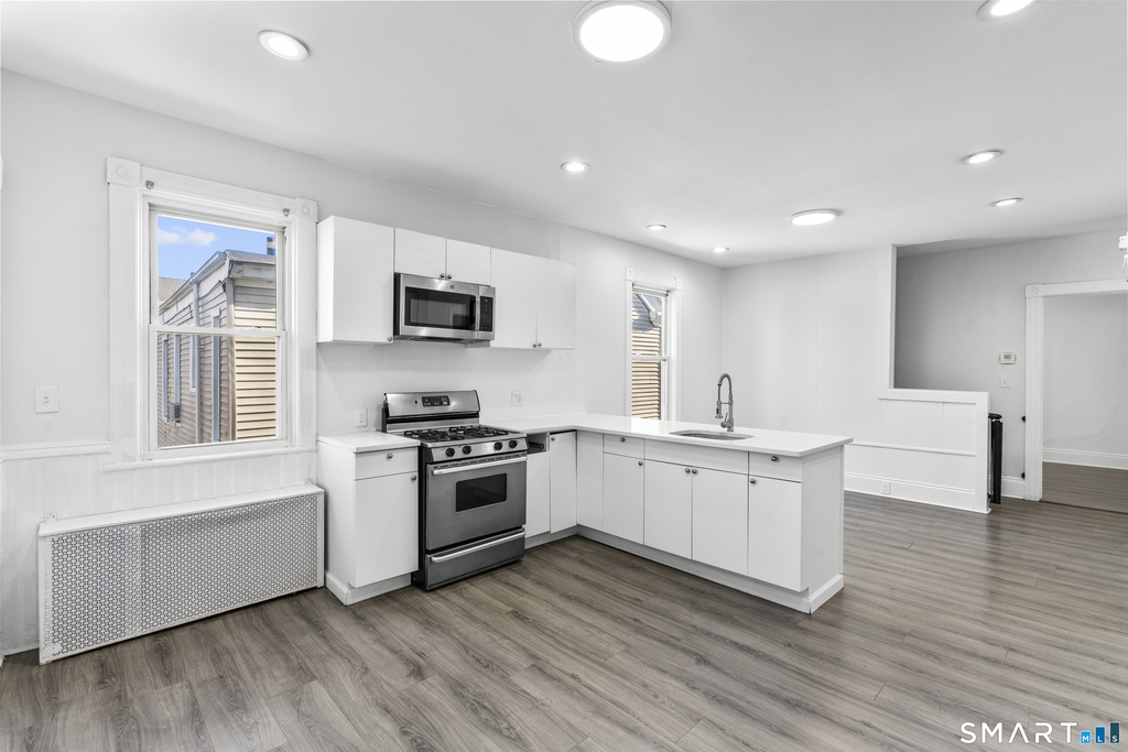 394 Gregory Street - Photo 7