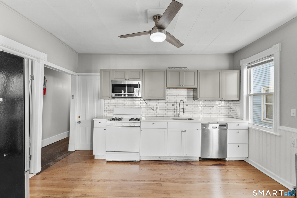 394 Gregory Street - Photo 4
